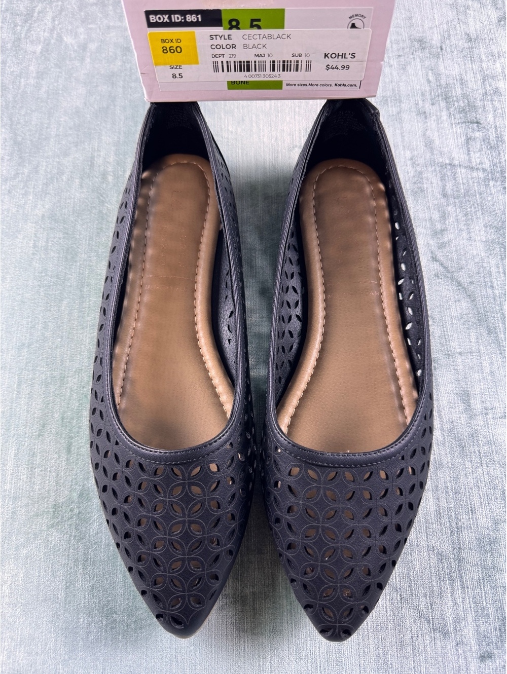 LC Lauren Conrad Cecta black pointed-toe flats 8.5